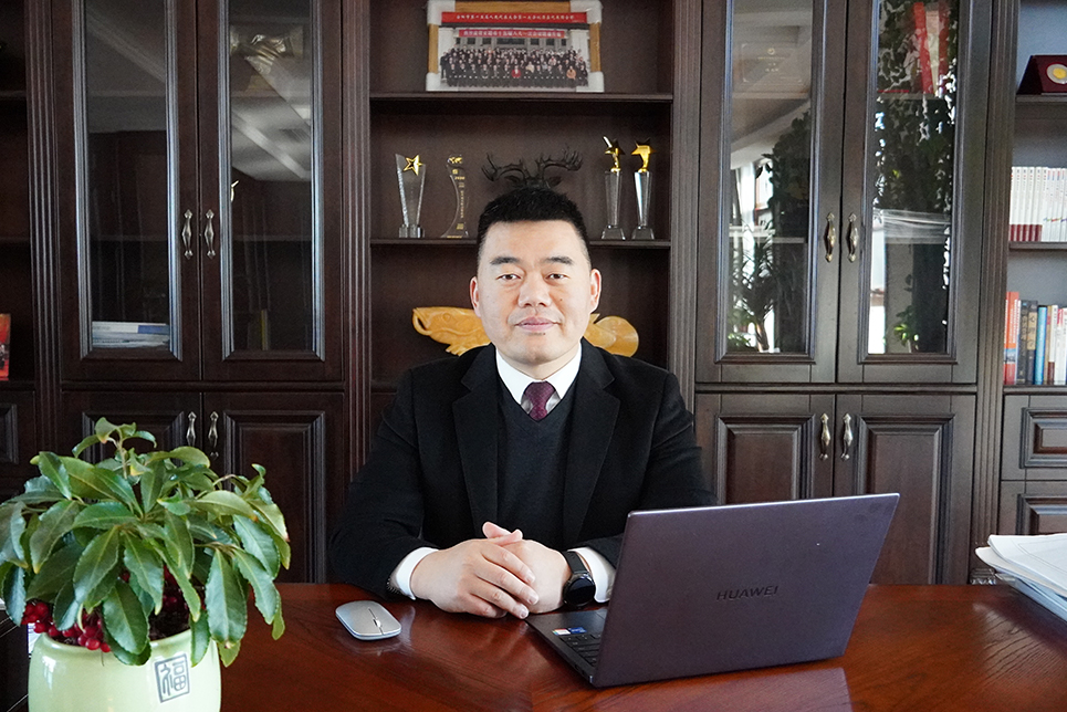 四通集團(tuán)董事長(zhǎng)溫運(yùn)收先生致辭
